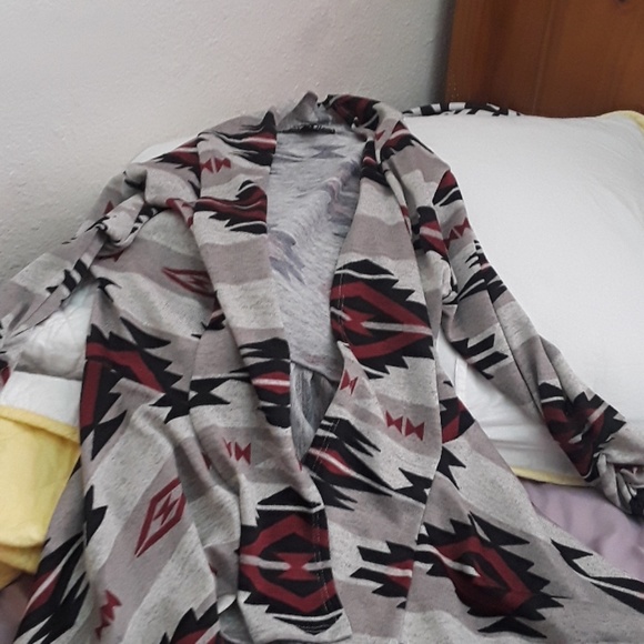 Cardigan - Picture 2 of 4