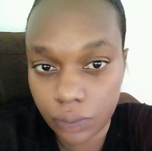 Meet your Posher, Sharita