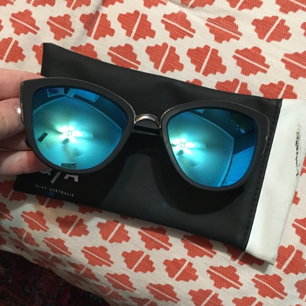 QUAY MY GIRL SUNGLASSES