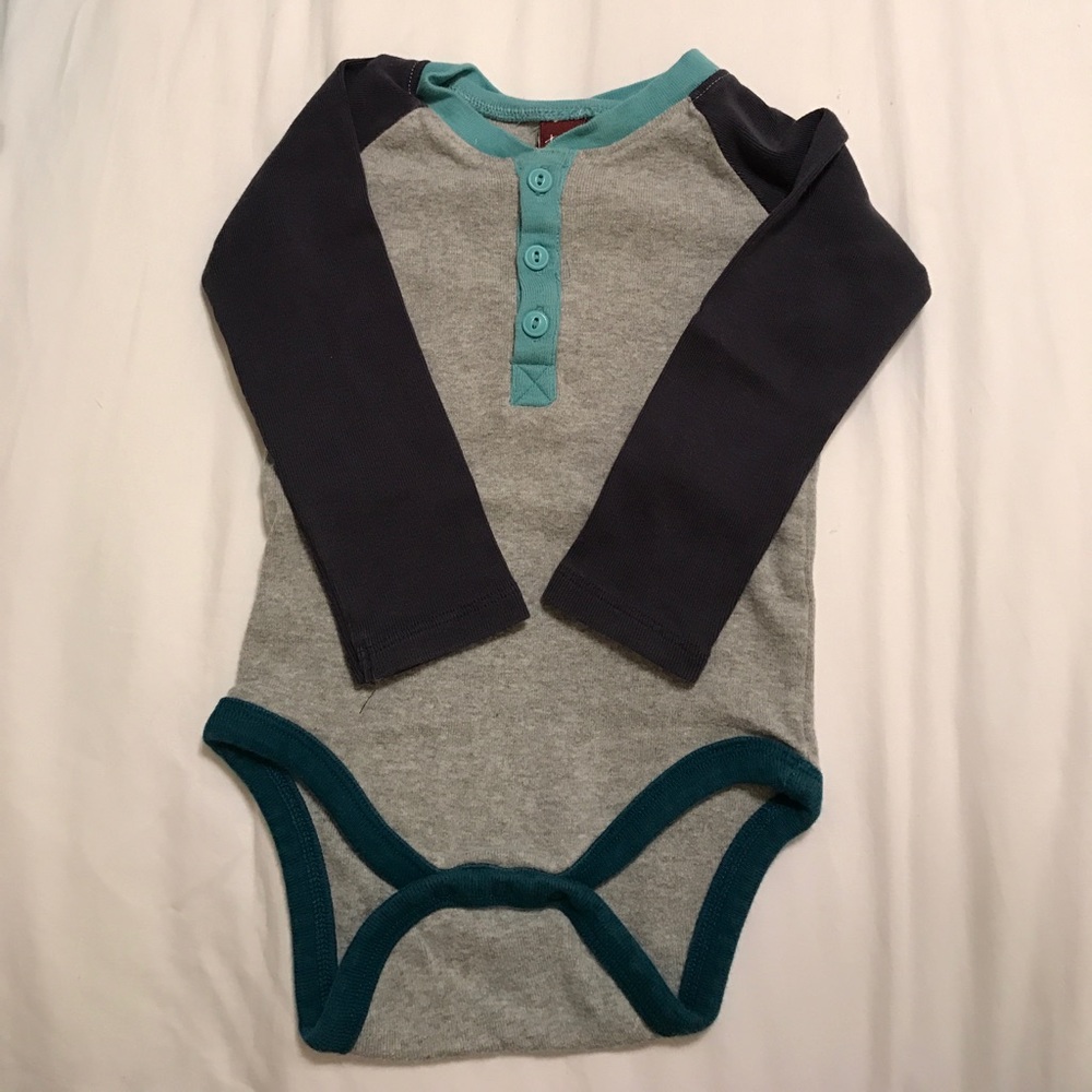 Tea Collection onesie 18-24 months