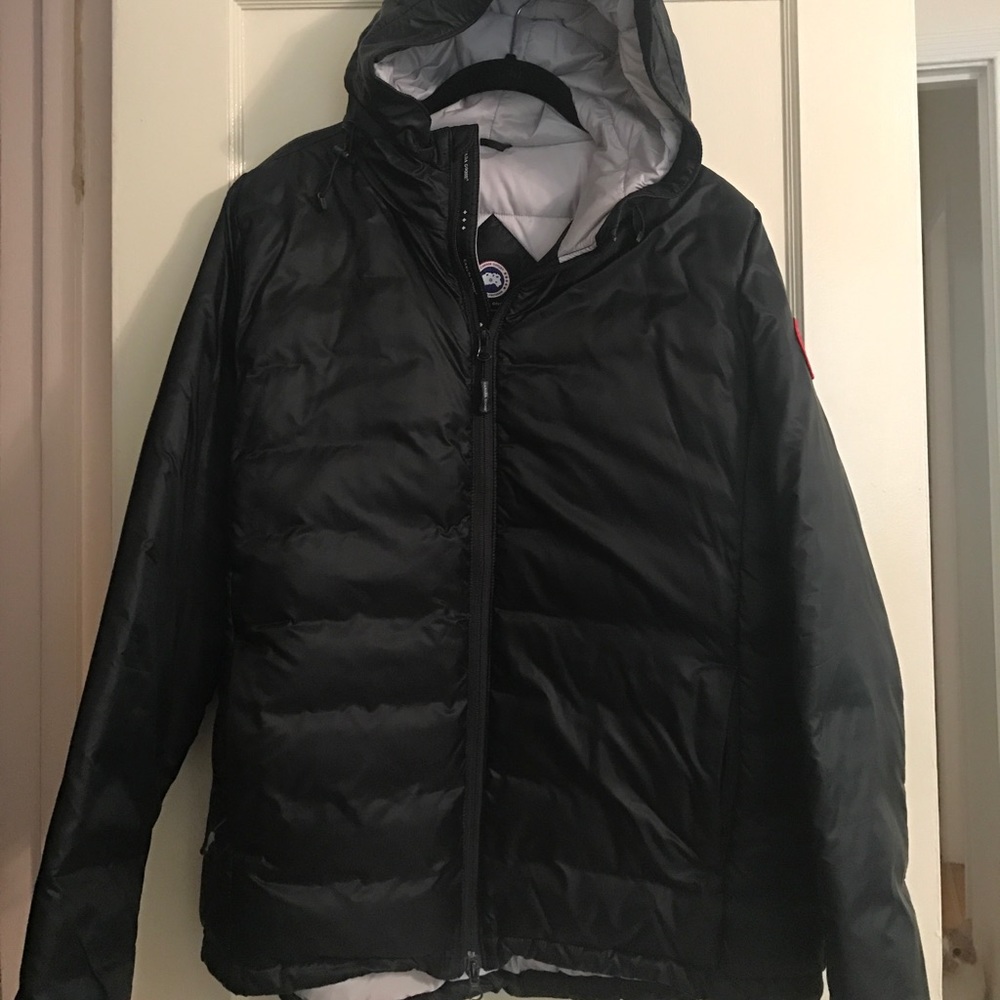 Worn once! Canada Goose down jacket XL. Perfect