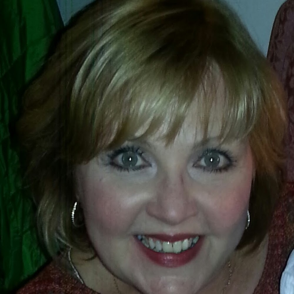 Meet your Posher, Joyce