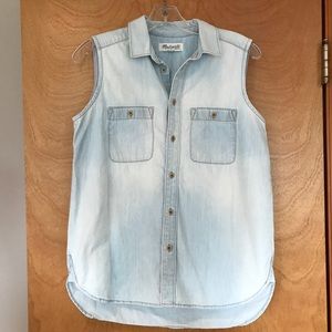 Madewell sleeveless chambray button up