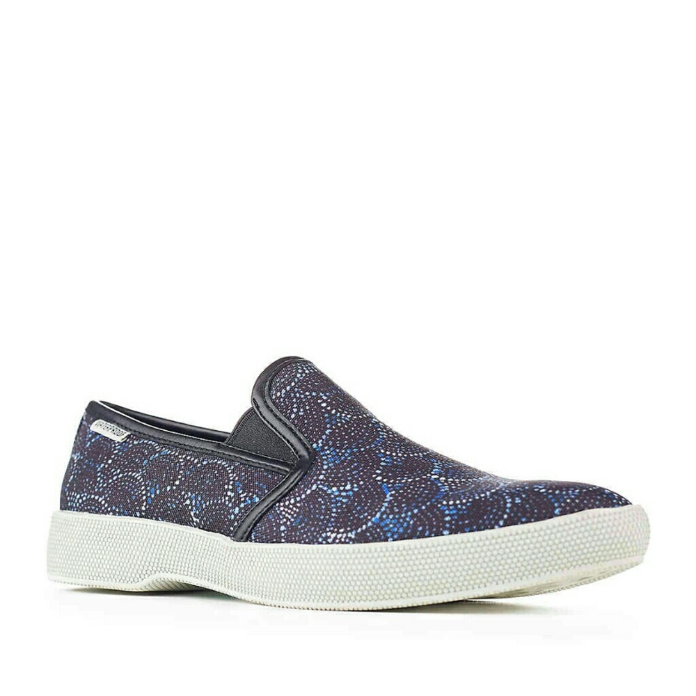 Waterproof sneakers by Cougar