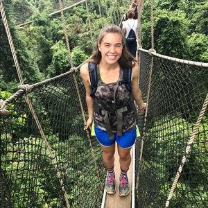 Meet your Posher, Janelle