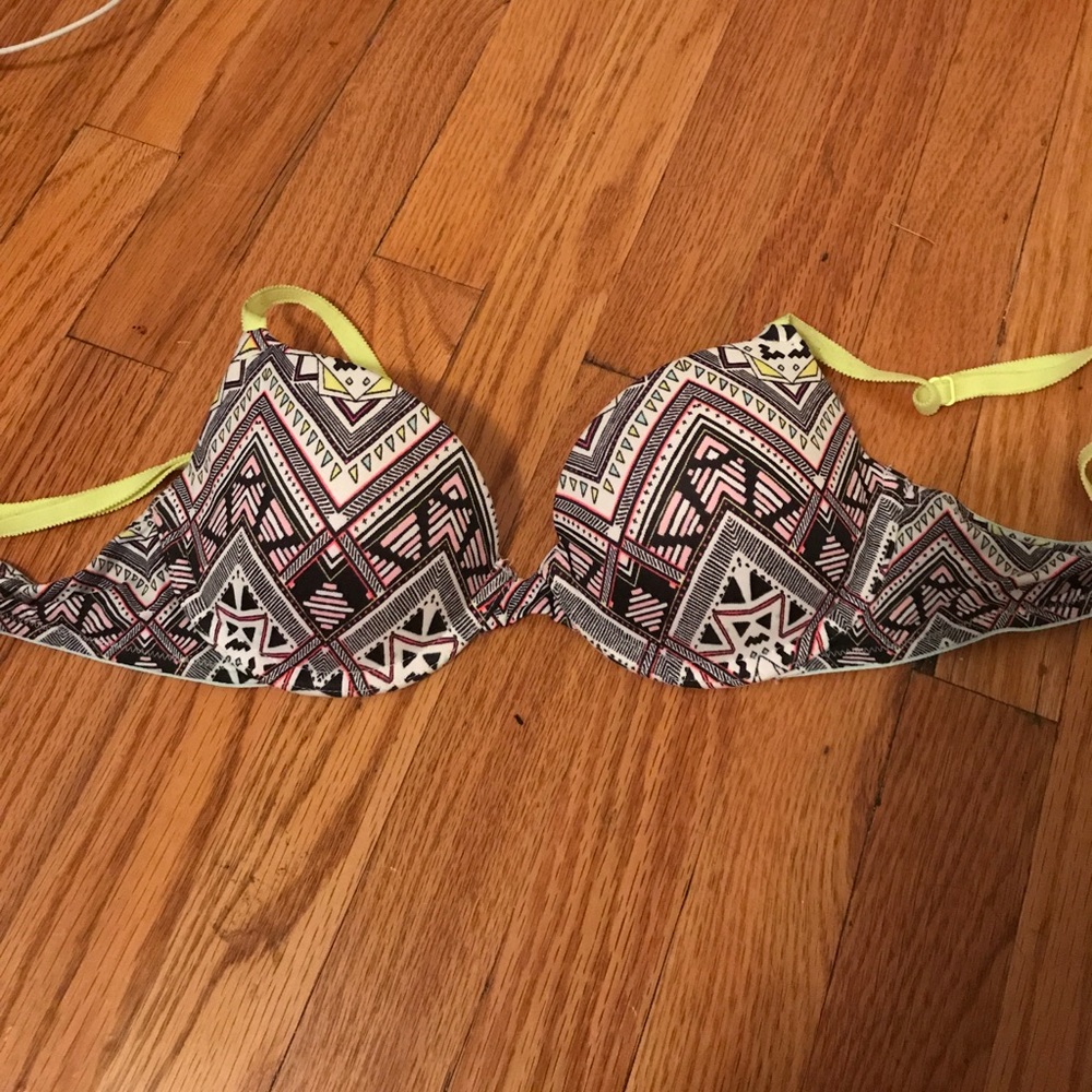 PINK Wear Everywhere Demi Bra
