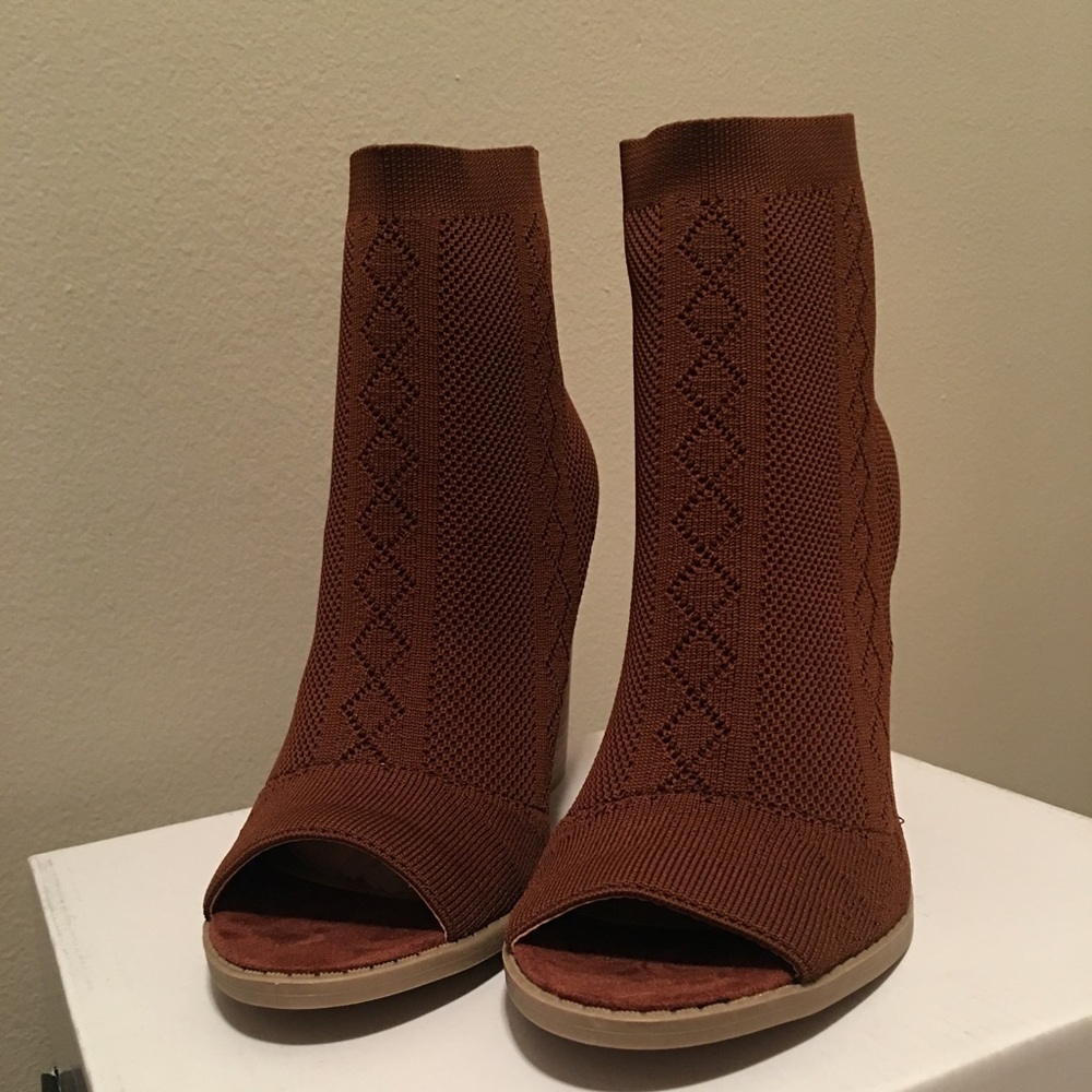 Size 6 Dark Brown Booties with 4 inch heel!