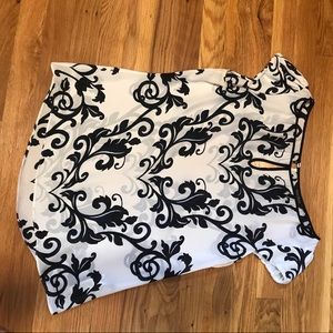 Pretty cap sleeve silk blouse.