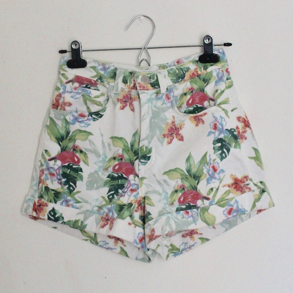 Flamingo shorts