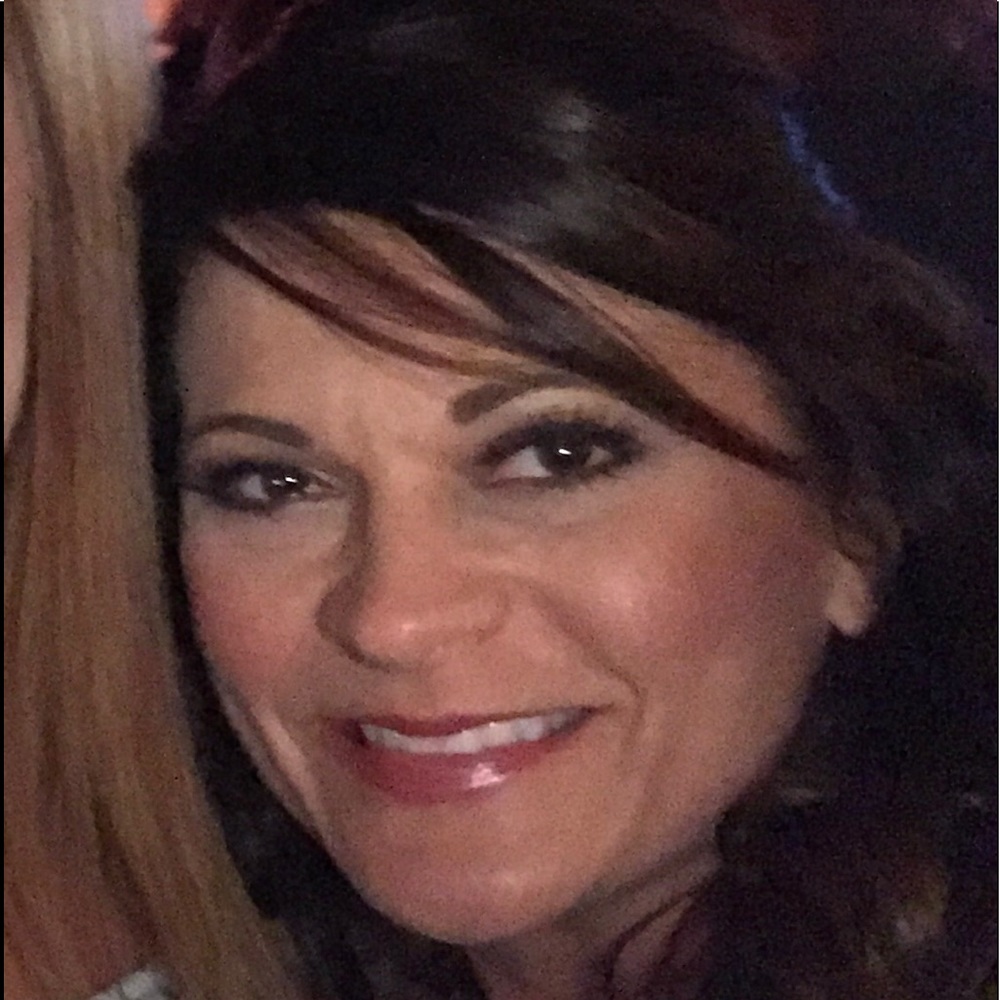 Meet your Posher, Alisa