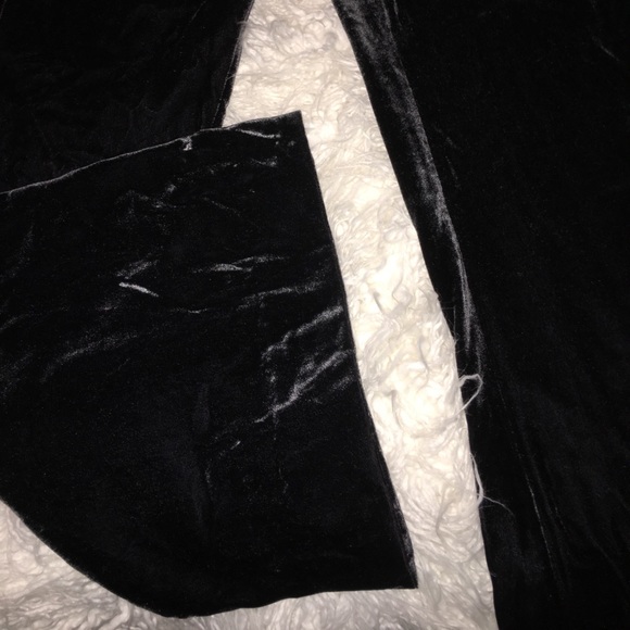 NWOT Crown & Ivy Velvet high waist flare pants - Picture 4 of 7
