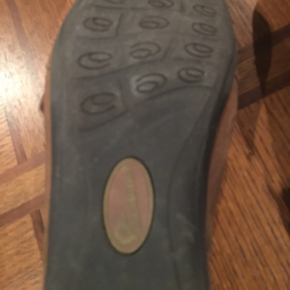 Earth origin slip on shoes - Picture 3 of 8