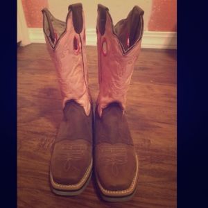 Women cowboy boots