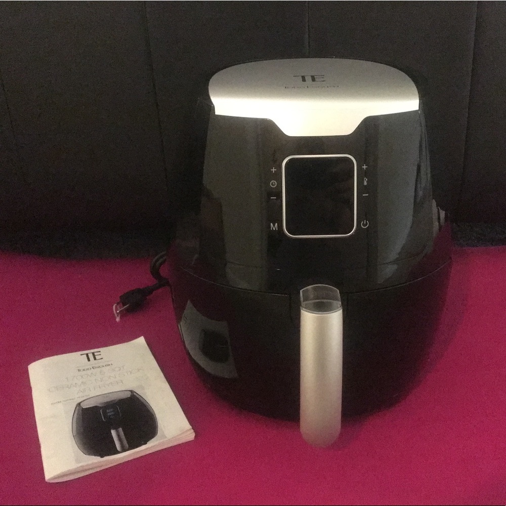 BRAND NEW AIR FRYER (TOUCH SCREEN) 👍🏻