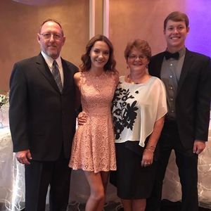 Meet your Posher, Anna