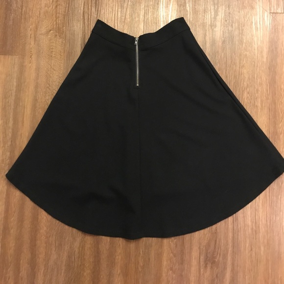 Devlin High-Low Skirt - Picture 4 of 6