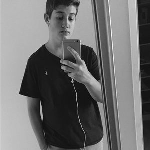 Meet your Posher, Ethan