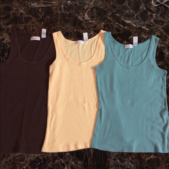 3 Charlotte Russe Tank Tops - Picture 5 of 5