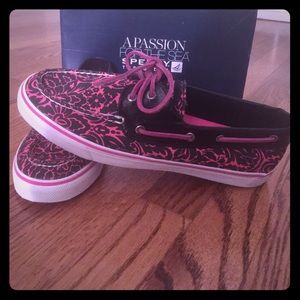 Sperry boat shoes NWT