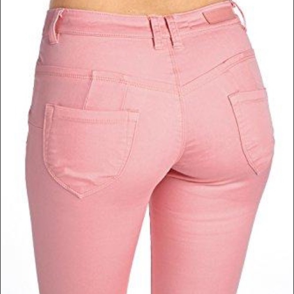 🍑Destructed Butt-lifting Jeans🍑