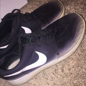 Nike Roshes