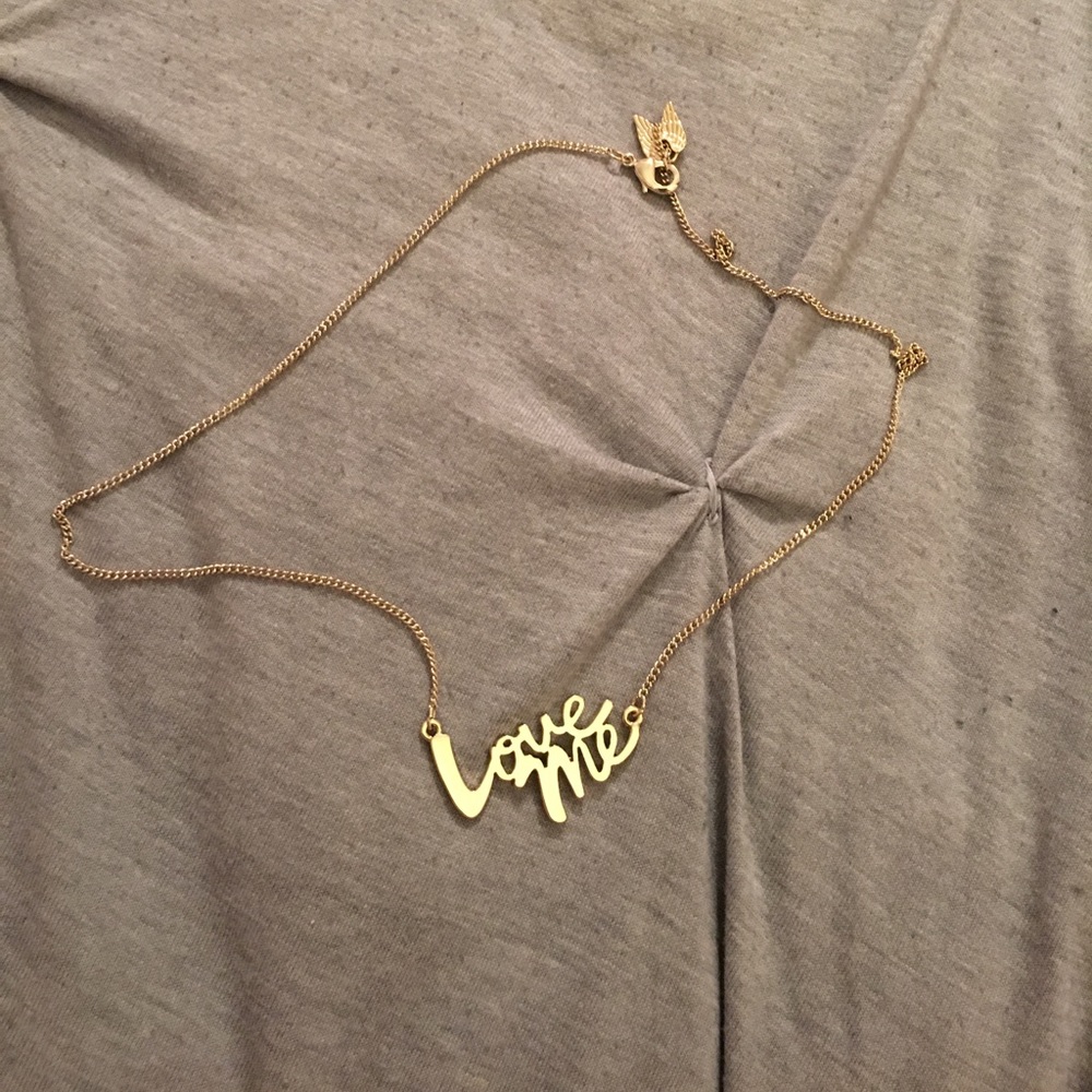 Love me necklace