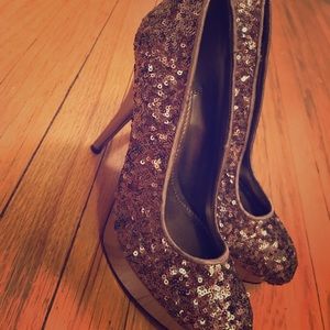✨Brash sparkly 6in sexy heels!! NWOT✨