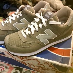 New Balance 574 Men's 8 1/2