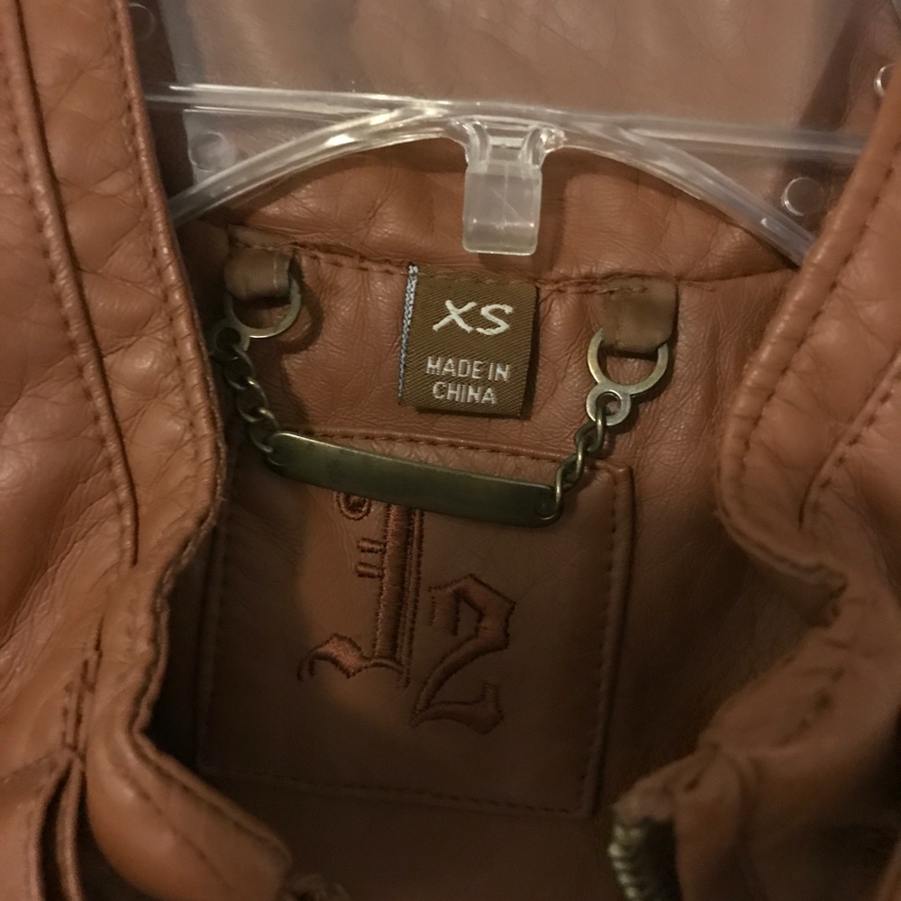 Jacket - Picture 3 of 5