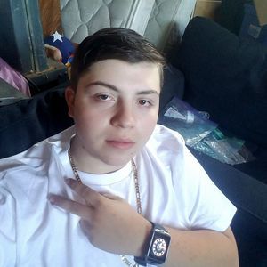 Meet your Posher, Kelly