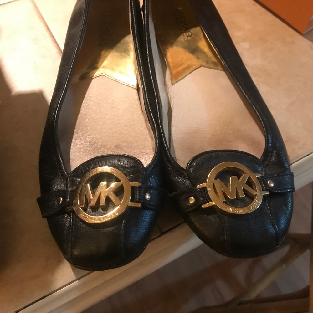Michael Kors flats size 9.5