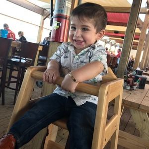 Meet your Posher, Natividad