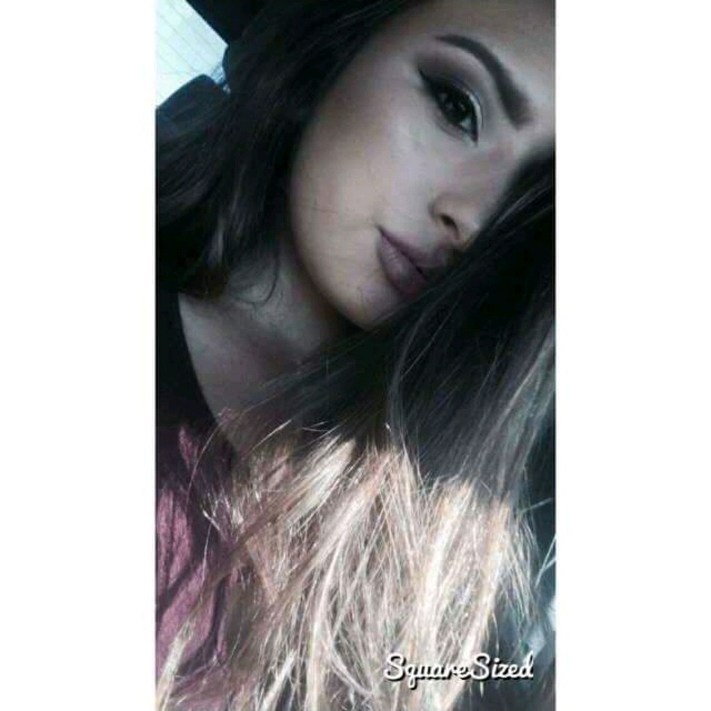 Meet your Posher, Alena