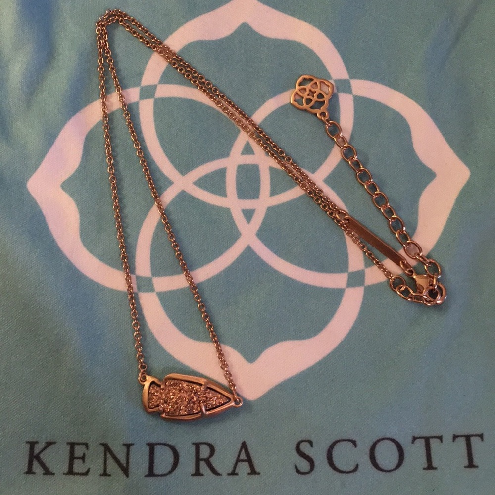 SOLD!!! Kendra Scott Kasey Necklace