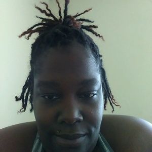 Meet your Posher, Laconda