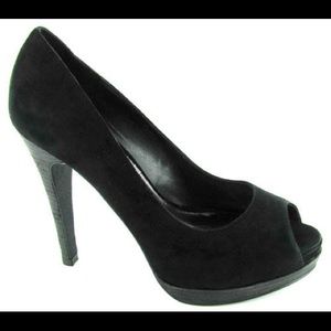 Steve Madden "disobey" pump - black peep toe suede