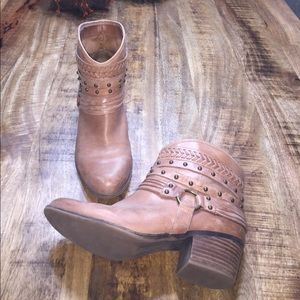 Jessica Simpson strappy boot