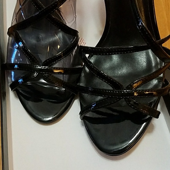 Shoes - Picture 3 of 3