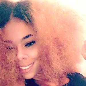 Meet your Posher, Lexyy