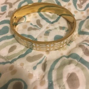 Stella & Dot - white/gold bracelet - LIKE NEW 🙌