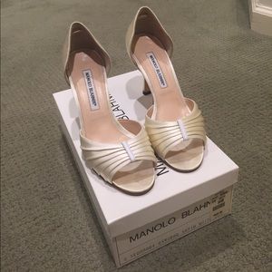 Manolo D'Orsay! Calling all Carrie Bradshaws!