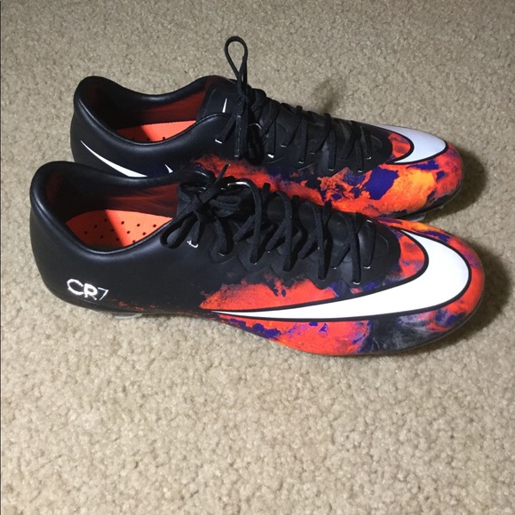 cr7 fire cleats