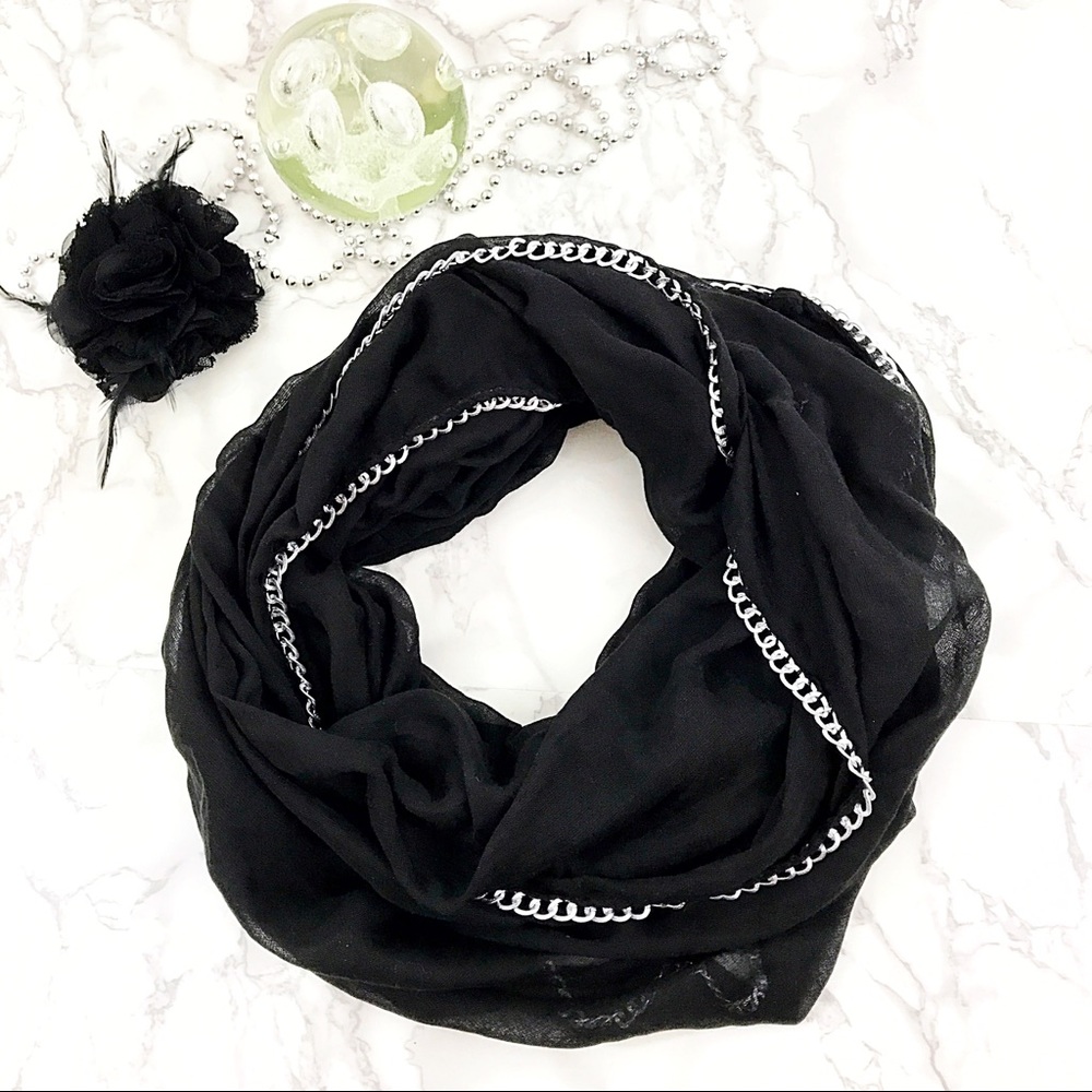 Chain infused infinity scarf