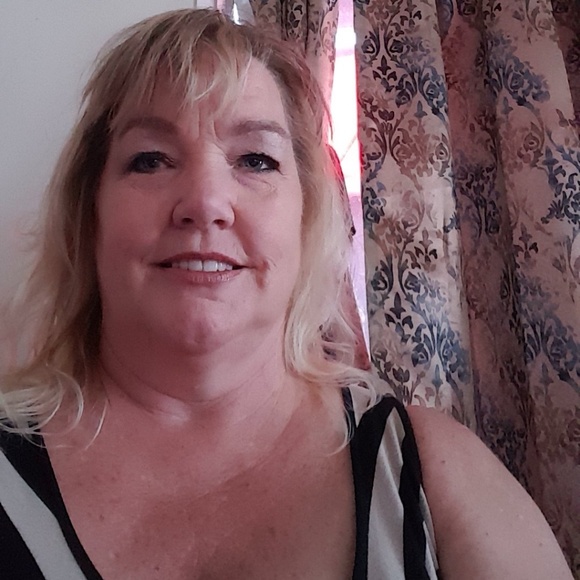 Meet your Posher, Sheri - Picture 4 of 5