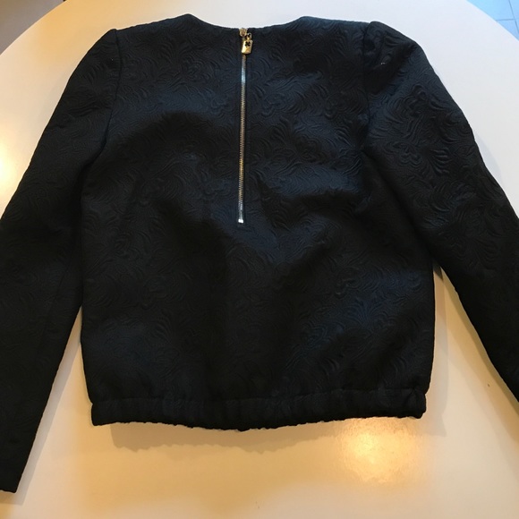 black top - Picture 2 of 2