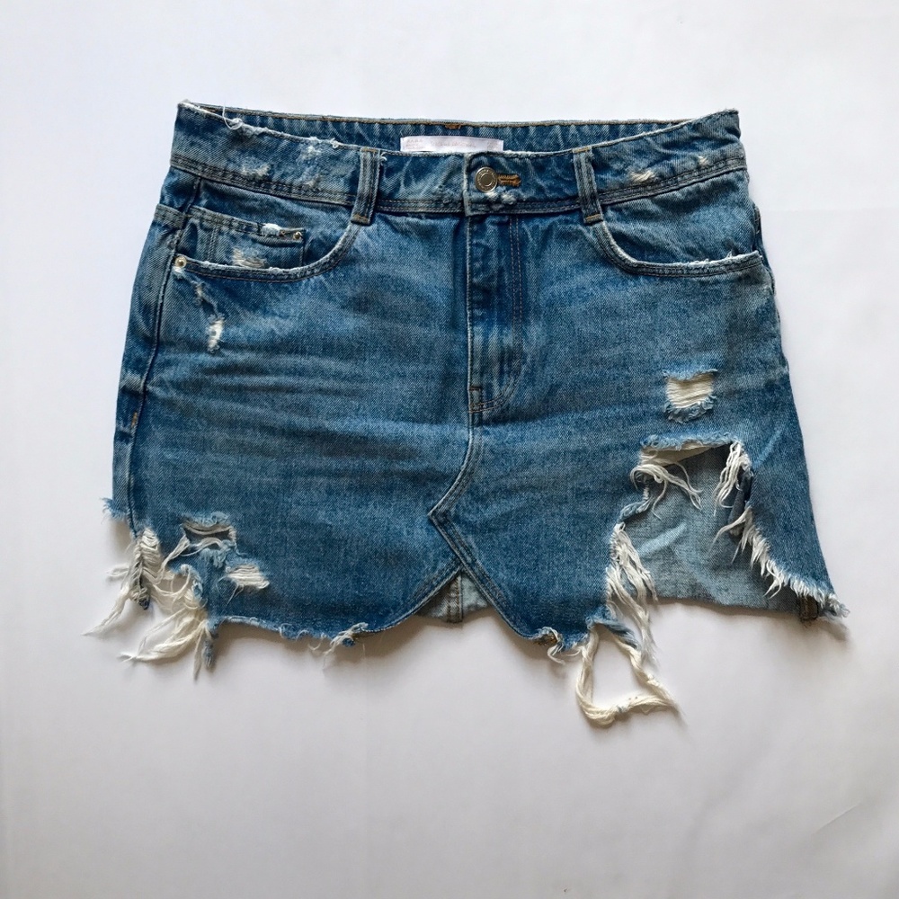 Zara 1975 Distressed Denim Shorts