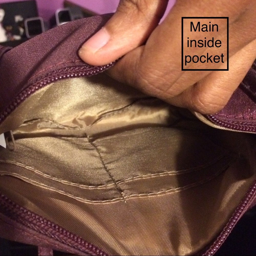 Burgundy shimmery Multi Sac mini cross-body purse - Picture 4 of 7