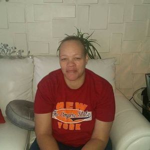 Meet your Posher, Ana