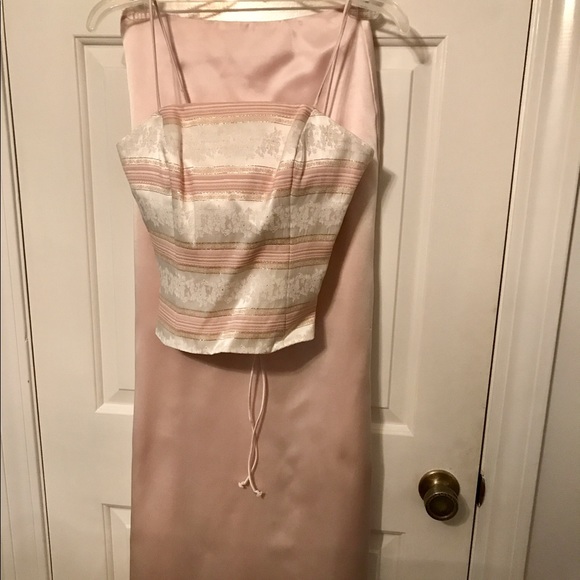 Dave &Johnny Two-piece Formal - Picture 3 of 3