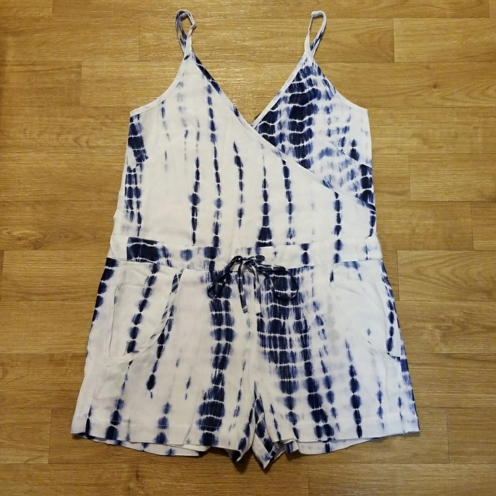 FRENCH CONNECTION ROMPER SIZE XXS
